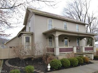 1001 Chestnut St, Dresden, OH 43821