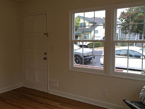 3rd image of 1510 Harrison St APT 1