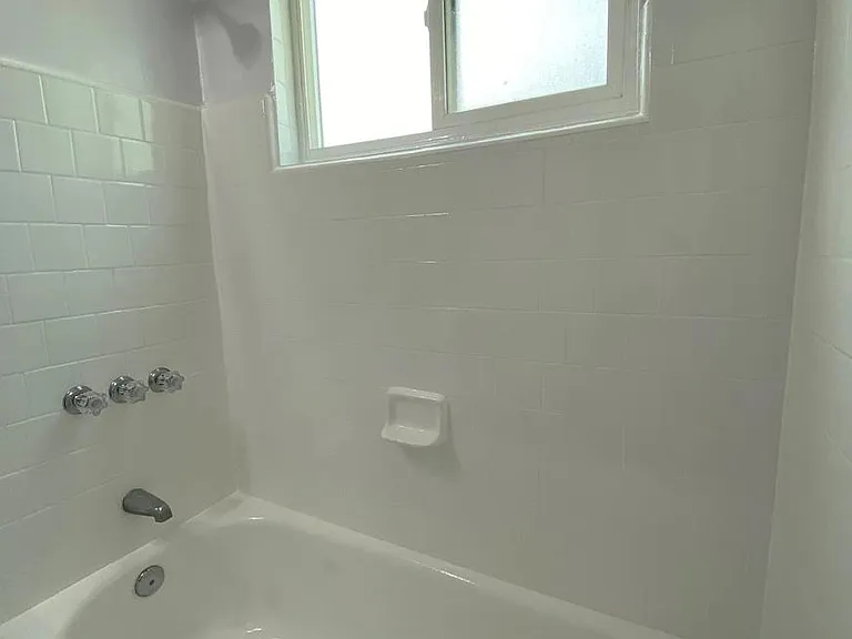 241 4th Ave #10 — Photo 11
