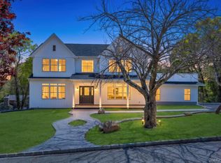 44 Elder Ave, Farmingville, NY 11738