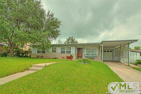 2nd image of 126 Mountridge Dr