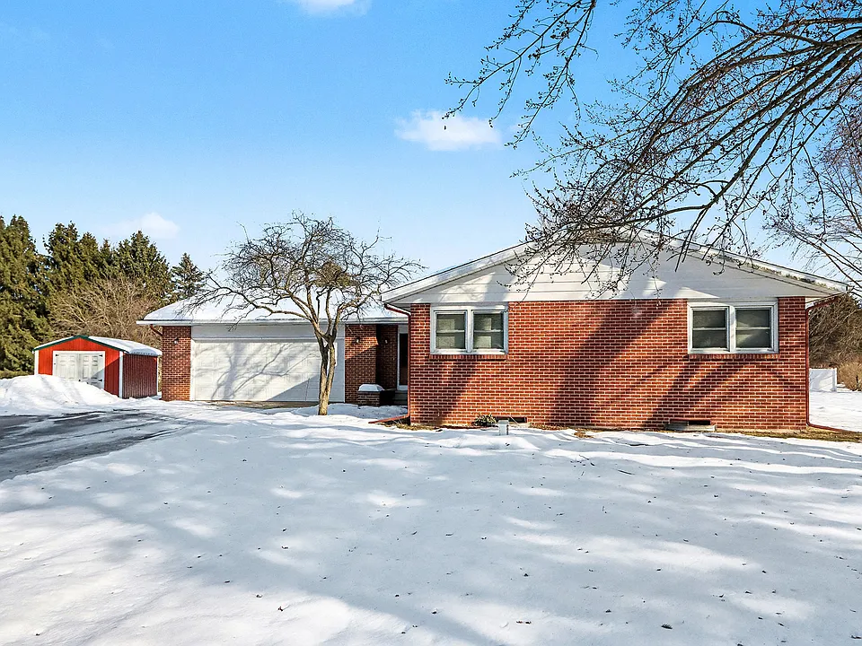 411 Walden Dr