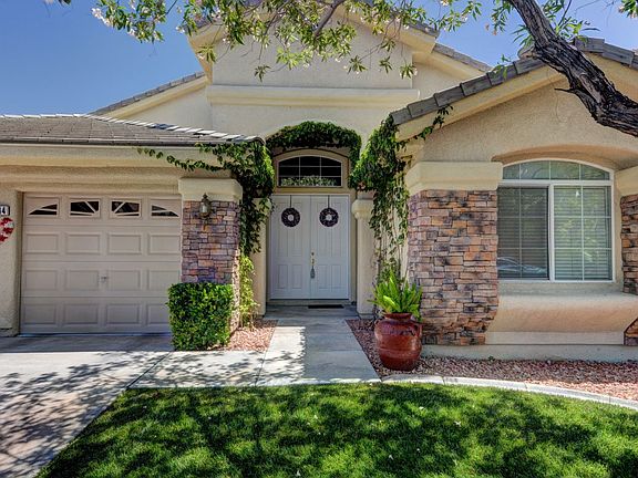2nd image of 10744 Tapestry Winds St