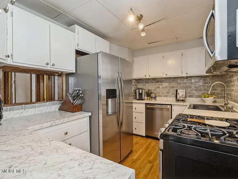 148 McKinley Ave — Photo 2