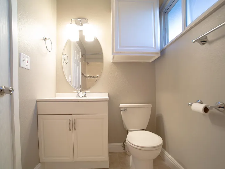 9845 Orangewood Dr — Photo 19