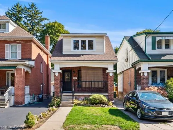 105 Rothsay Ave, Hamilton, ON L8M 3G3