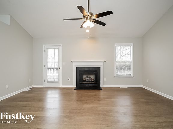 3rd image of 2989 Butterwood Dr
