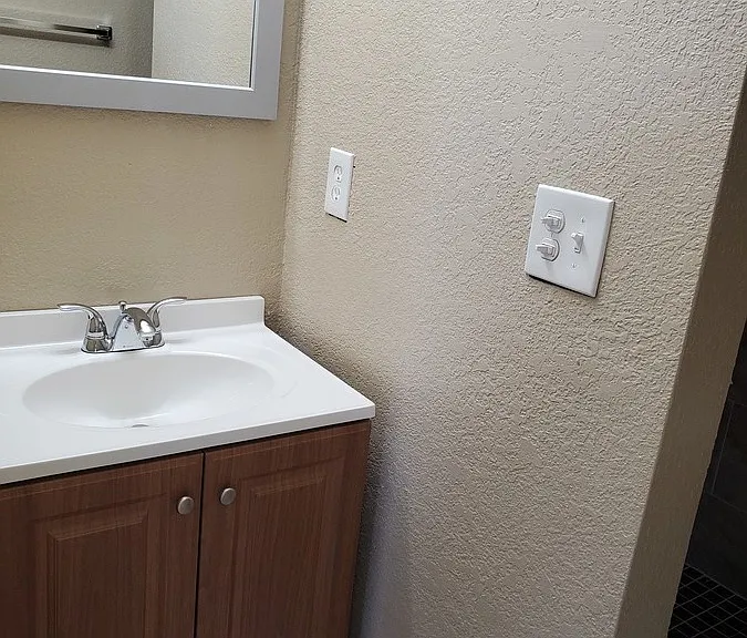 8402 Corney Dr — Photo 10