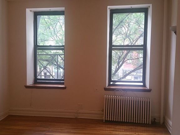 2nd image of 1142 1st Ave Frnt 1