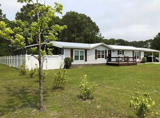 203 Old Ferry Dock Rd, Eastpoint, FL 32328