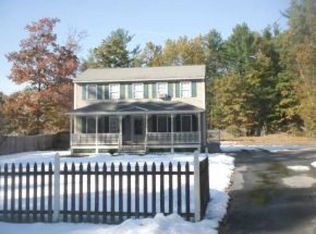 7 Sylvester St, Concord, NH 03303