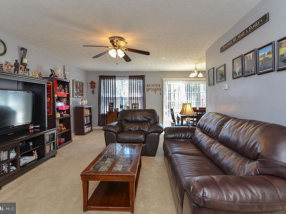 2nd image of 204 Dogwood Ave