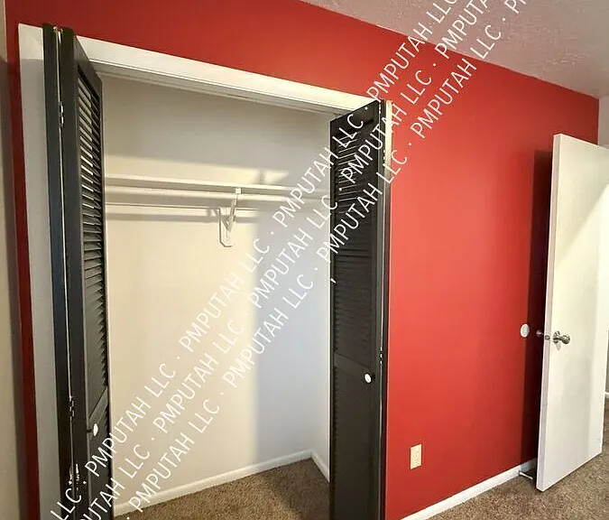1602 E 2550 N — Photo 25