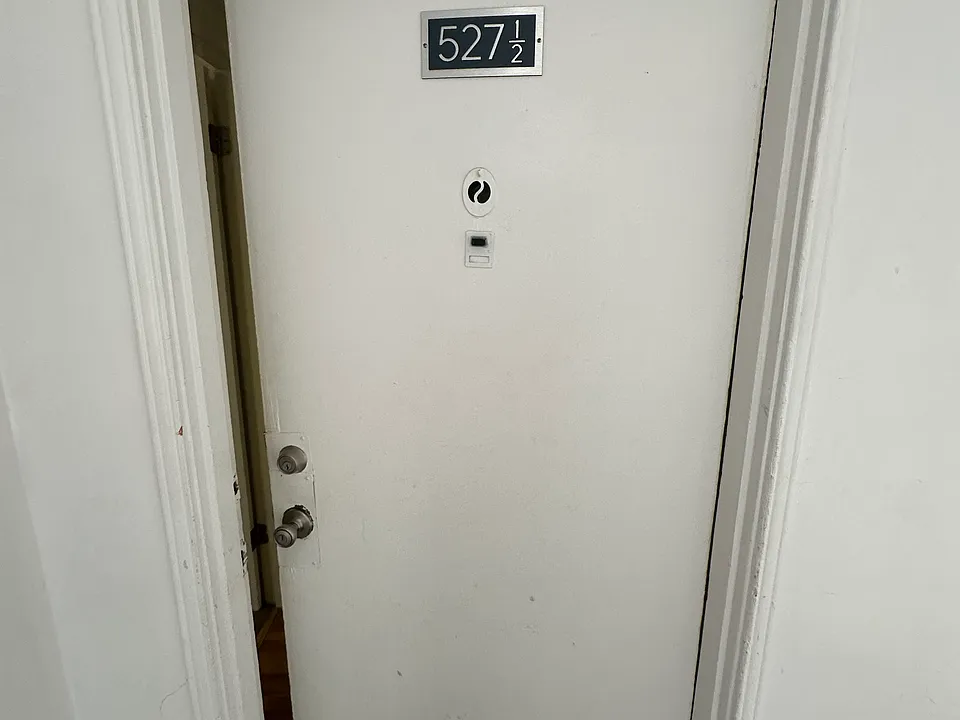 523 Glenrock Ave #527