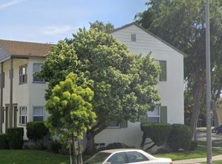11324 Washington Pl, Los Angeles, CA 90066