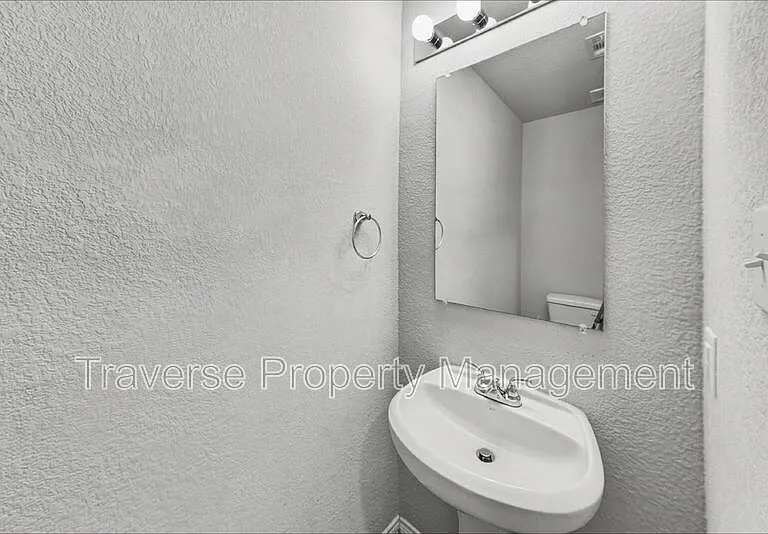 2700 Andesite Ln — Photo 10