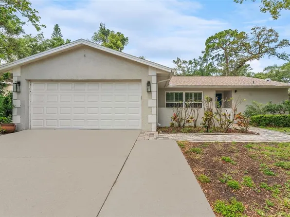 25 Harbor Oaks Cir, Safety Harbor, FL 34695