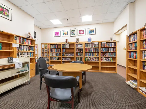 269 Grand Central Parkway image 18 of 25