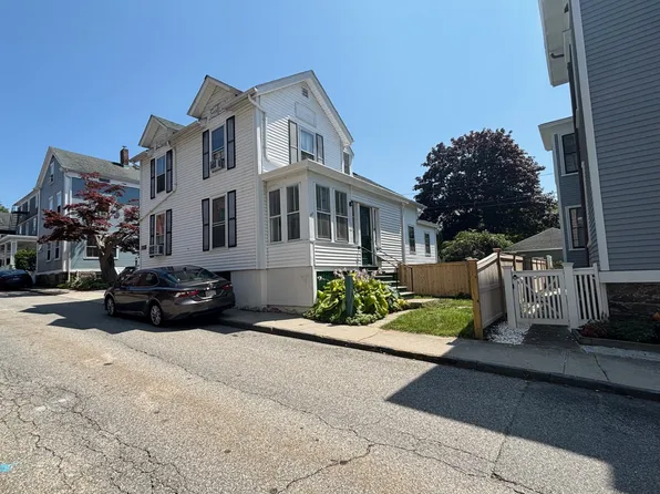 107 Prospect Hill St Unit 3, Newport, RI 02840