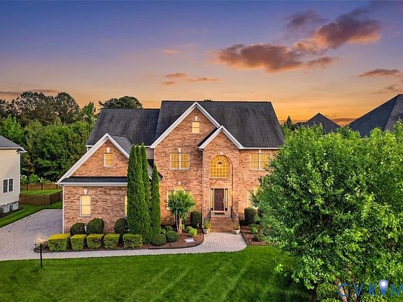 2nd image of 5905 Covington Hills Ln