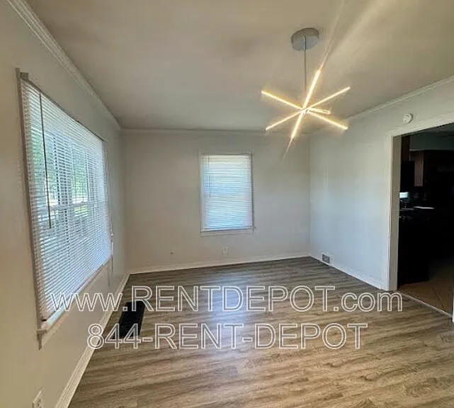 3425 Covert Ave — Photo 2