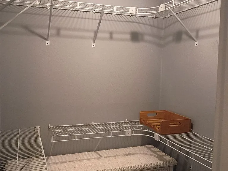 1870 Auburn Ln #20-A — Photo 14