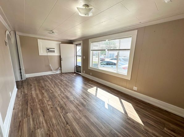 405 N 2nd St E #6