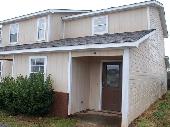 96 Fannie Morris Dr, Daleville, AL 36322