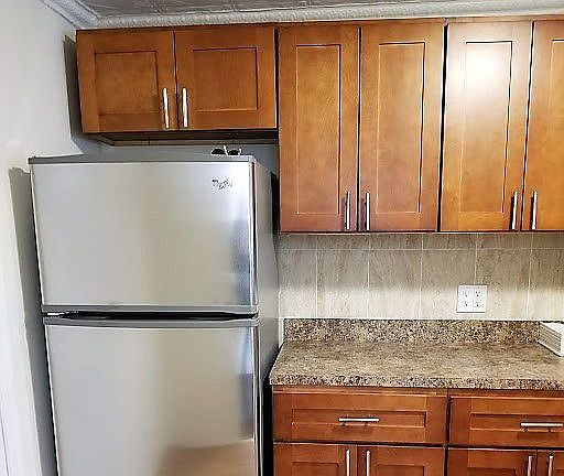 2nd image of 38 Garfield Pl #1