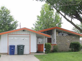 3867 Halsey Pl, Columbus, OH 43228