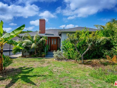 2561 Midvale Ave, Los Angeles, CA, 90064