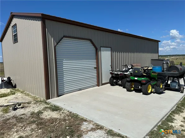 1867 Savanna Ridge Ranch Rd, Lometa, TX 76853