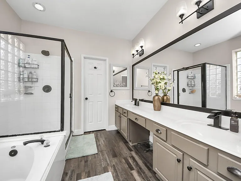 10514 Ravens Way — Photo 25