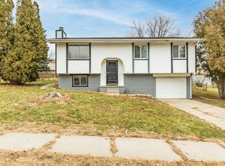 14106 Jennifer Rd, Omaha, NE 68138
