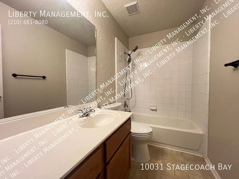10031 Stagecoach Bay — Photo 34