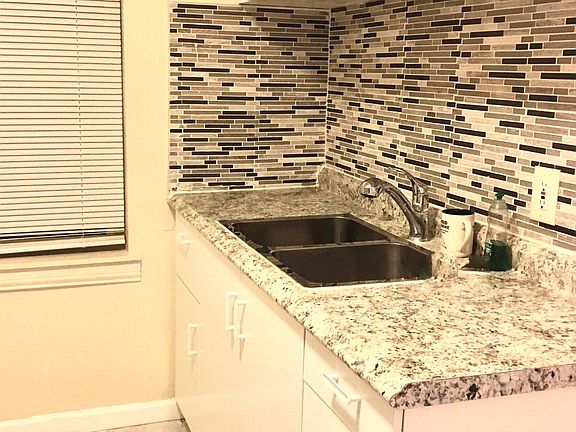 4th image of 30824 Palmer Blvd
