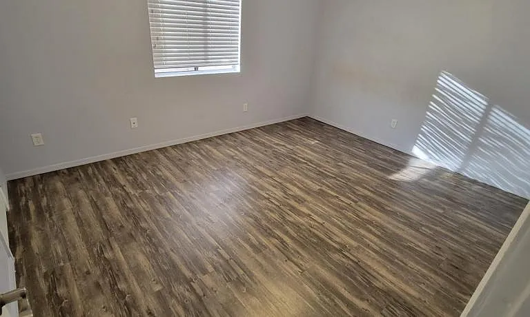 690 Paseo Granada — Photo 5