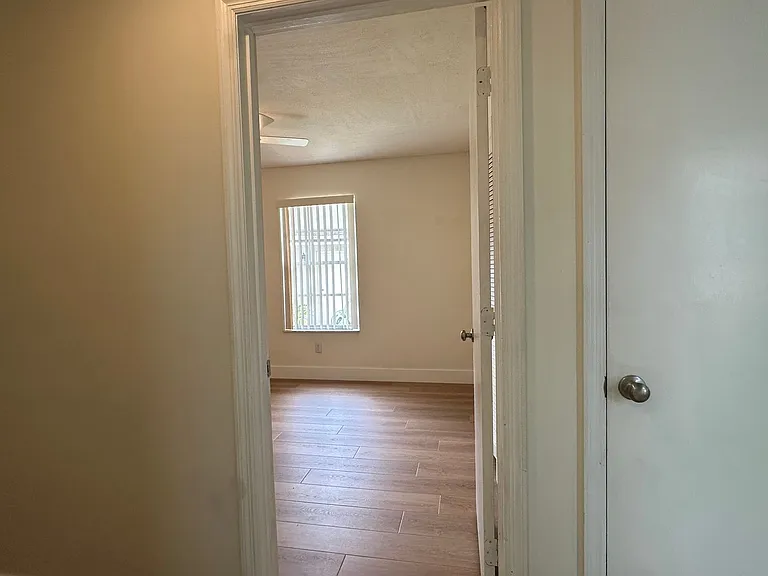 935 Shriver Cir — Photo 26