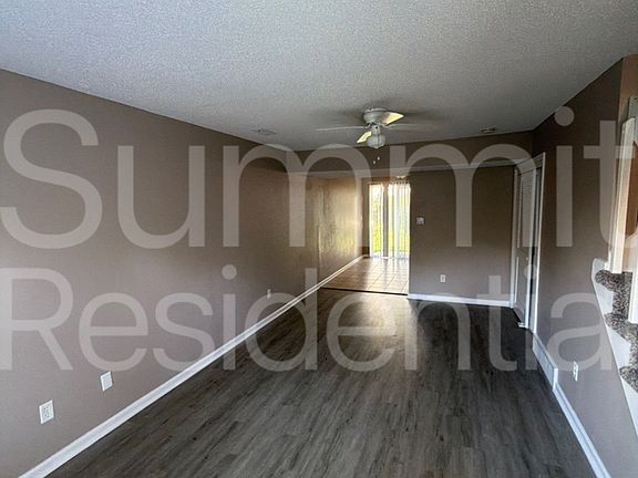 2nd image of 1929 E Bell Ave