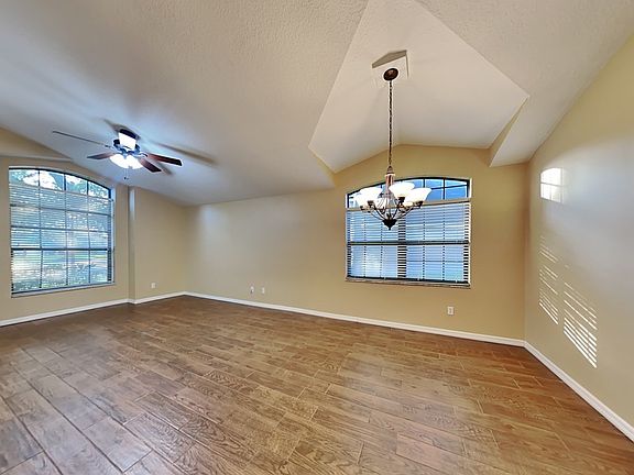 4th image of 644 Lance Ct