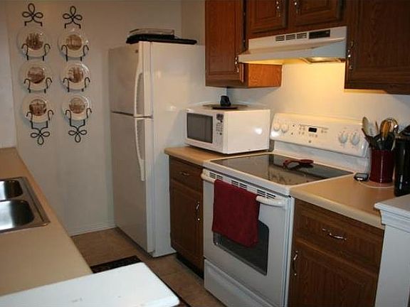 5th image of 11533 Sunset Cove Ln