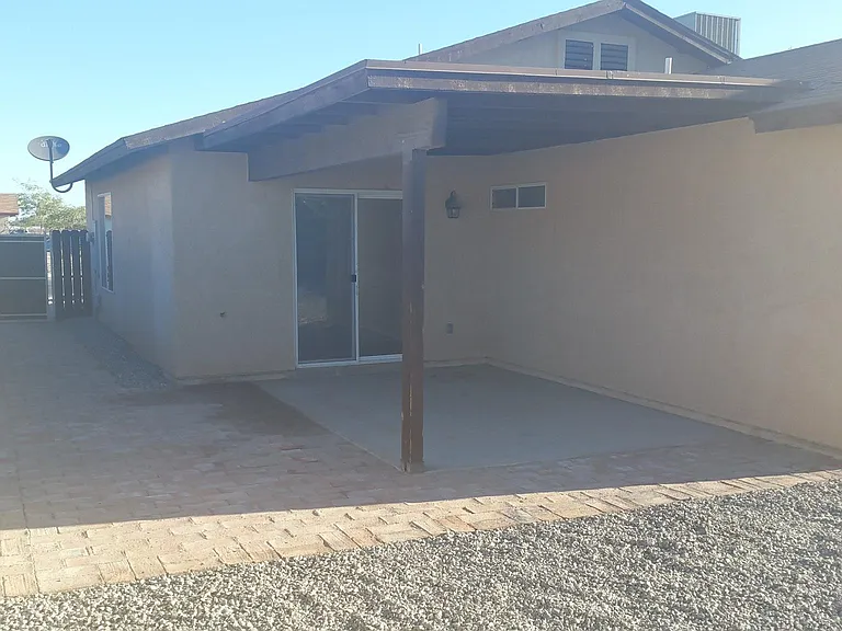 8833 E 38th Pl — Photo 3