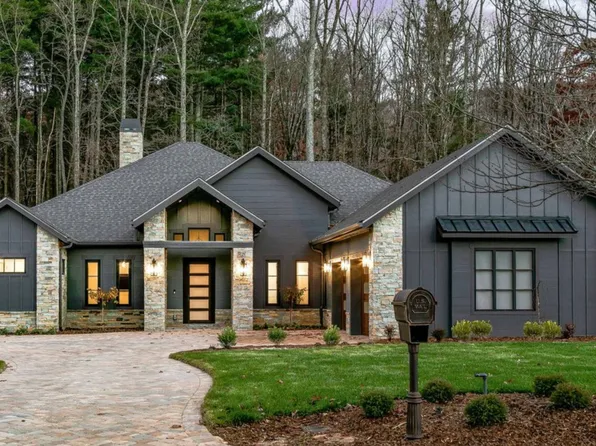 American Dream Plan, The Summit