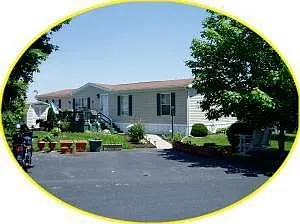 147 Greenbriar Cir photo 1