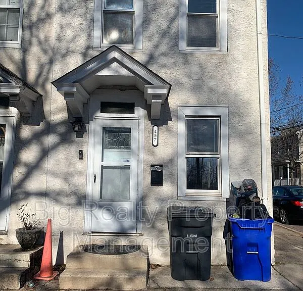 457 Walnut St — Photo 20