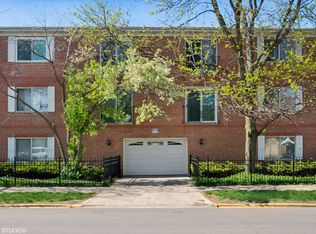 5450 W Gale St REAR 201, Chicago, IL 60630