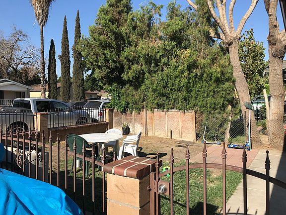 3rd image of 1036 E Elma St APT B