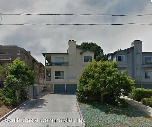 3rd image of 4121 Udall St APT 4