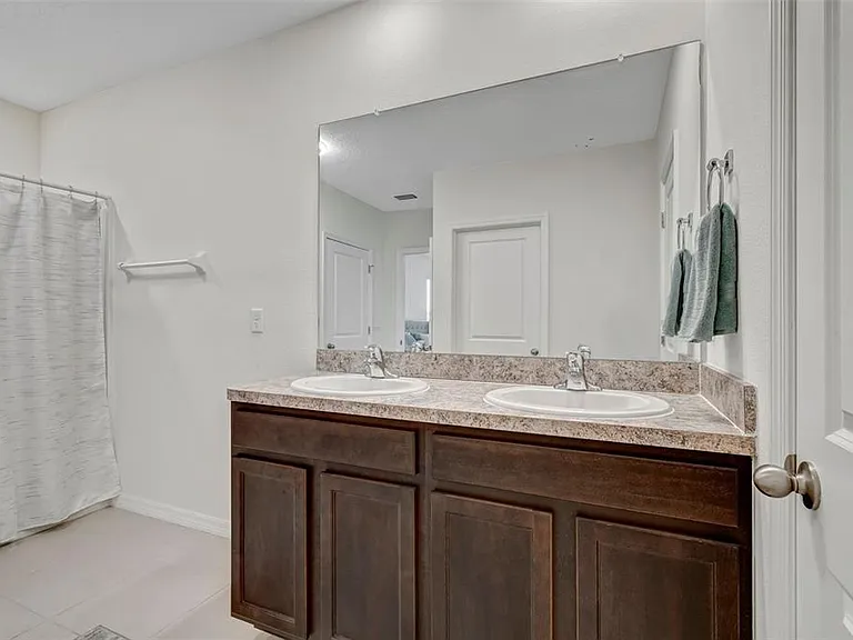17053 Oval Rum Dr — Photo 31