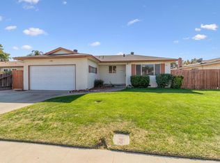 630 W Donner Ave, Clovis, CA 93612